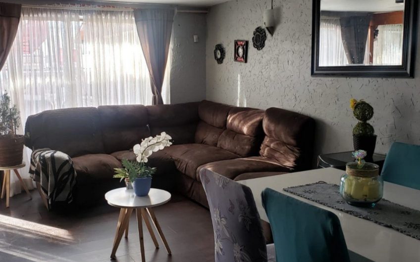 En venta gran casa Villa Los Pensamientos en localidad de La Granja