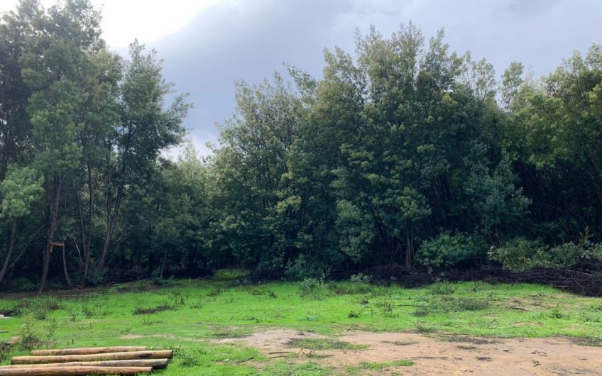 Terreno con casa  ubicada en Paredones