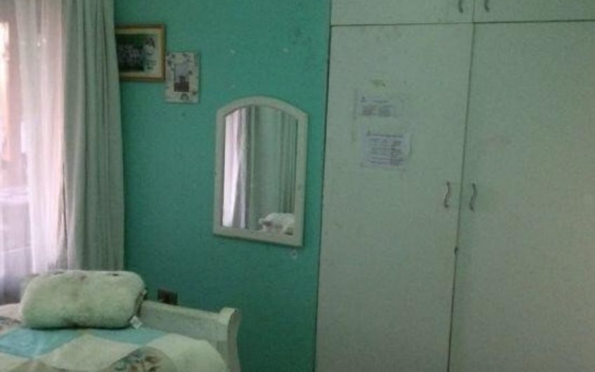 Parcela con casa colonial/ San Vicente