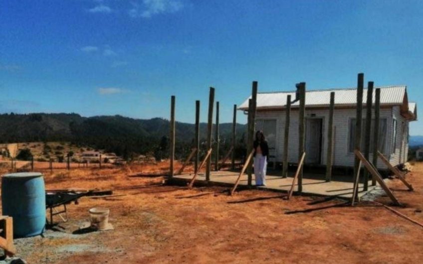 Casa Con terreno Paredones