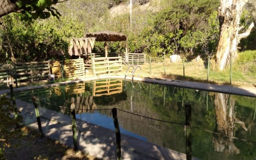 Parcela con 2 cabañas
